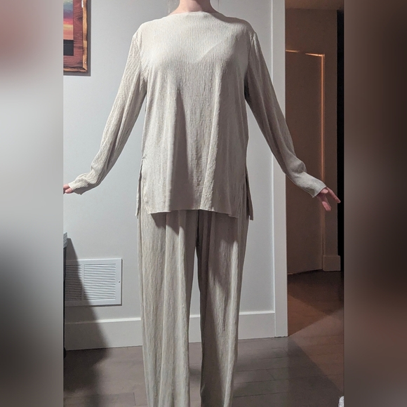 H&M Cream Ribbed Knit Set - Picture 2 of 5